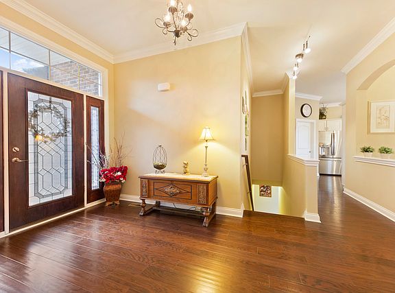 5th image of 19205 Whisper Creek Cir