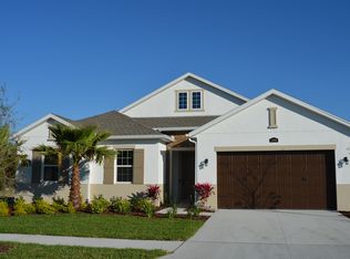17919 Woodland View Dr, Lutz, FL 33548