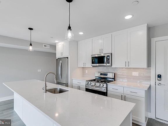 5th image of 1309 S 52nd St