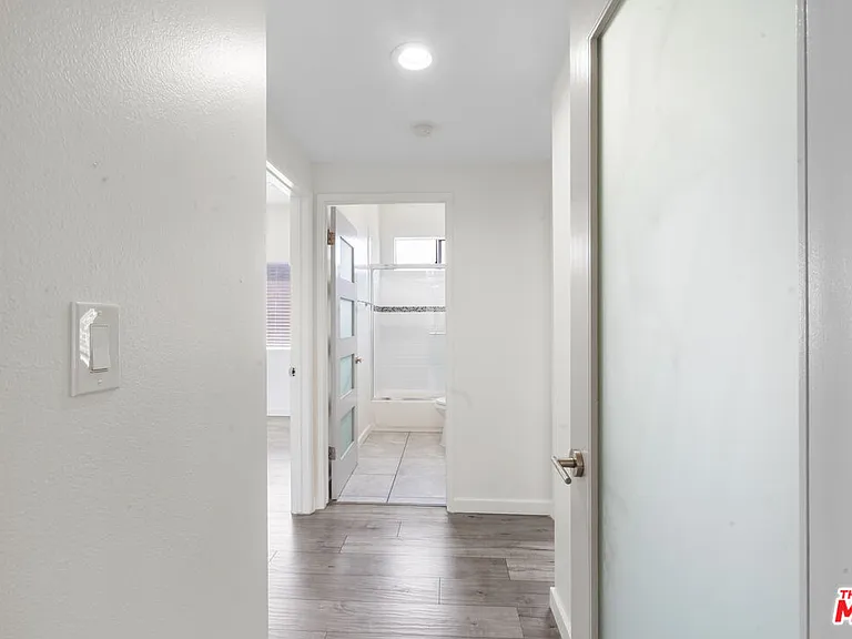 424 S Westmoreland Ave #306 — Photo 18