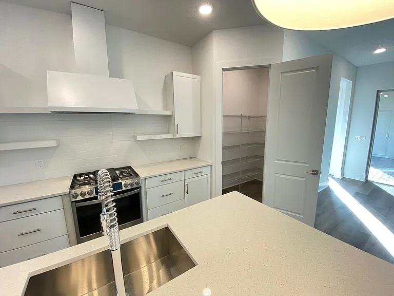 12668 Clear Sapphire Dr — Photo 19