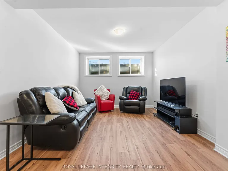 625 Paakanaak Ave #B — Photo 10