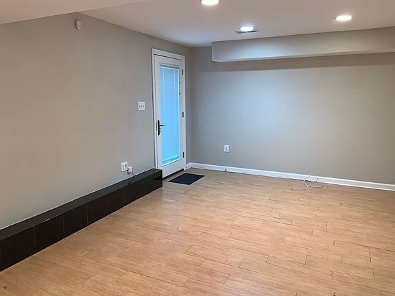 5th image of 4208 New Hampshire Ave NW Unit B