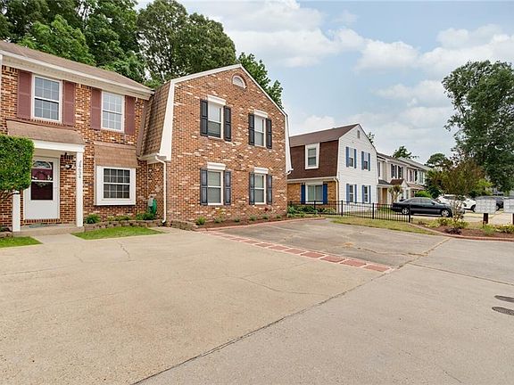 4th image of 4634 Greenlaw Dr