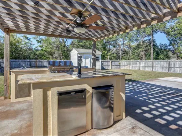 5124 Aqua Vista Dr, Gulf Breeze, FL 32563