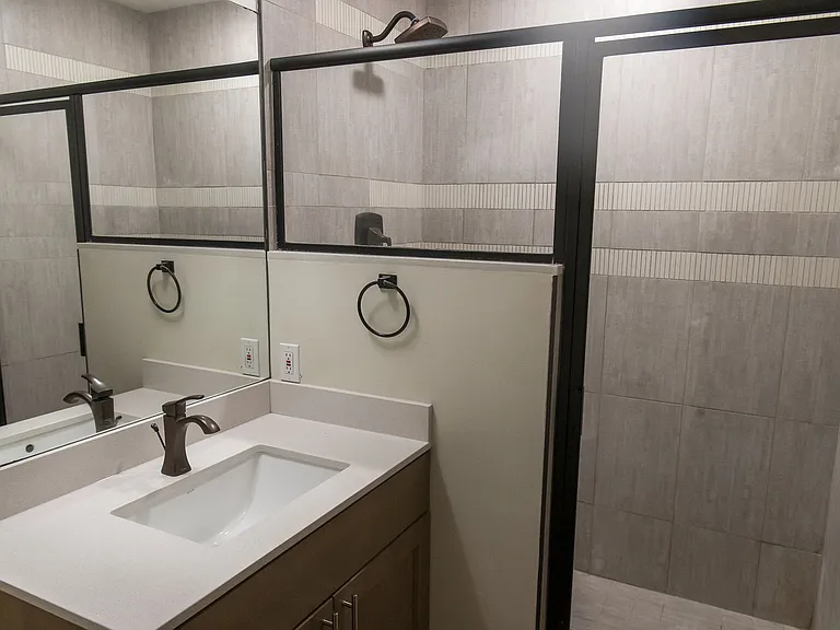 223 Pine St — Photo 39