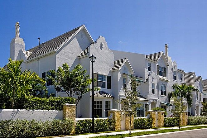 Front view -Pine Manor