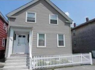124 High St, Lowell, MA 01852