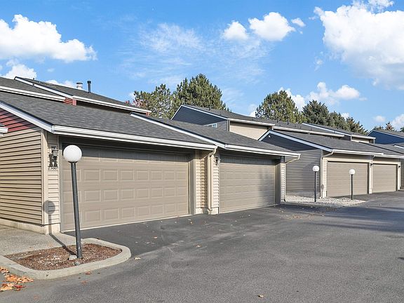 2nd image of 23007 E Colt Ln