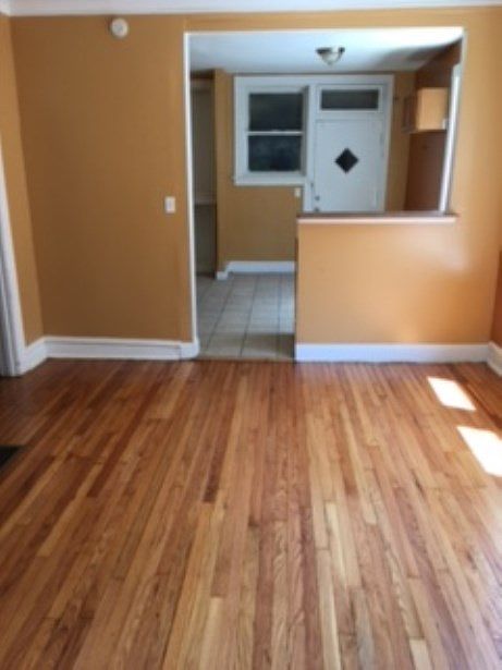 2nd image of 7732 S Green St