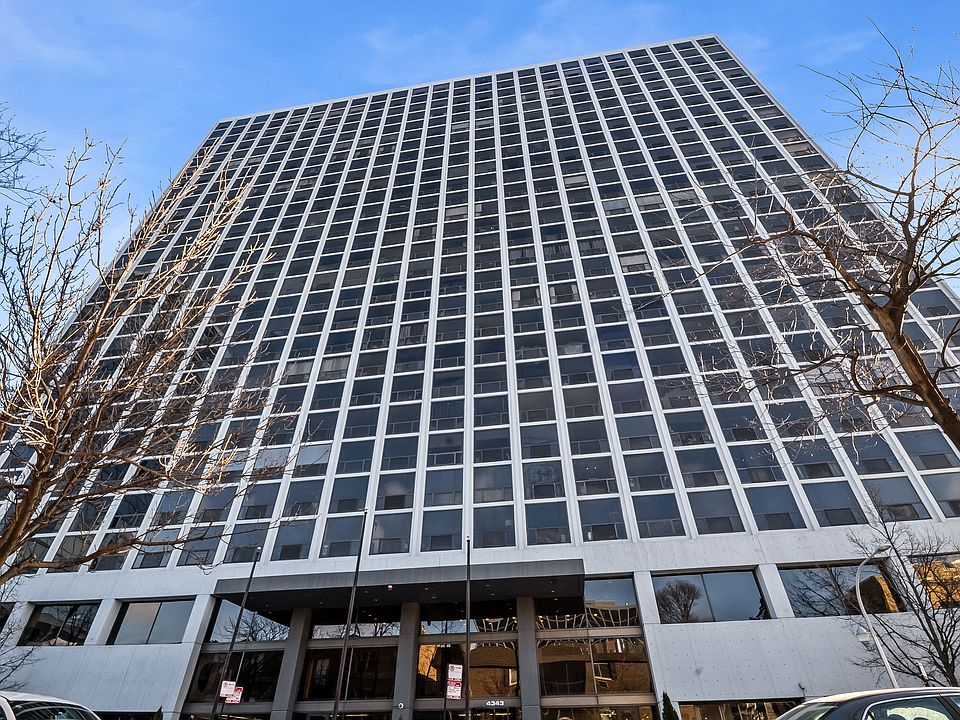 1st image of 4343 N Clarendon Ave APT 2012