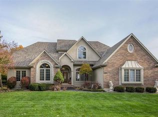 1112 NE Moss Point Rd, Lees Summit, MO 64064