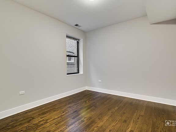 5th image of 6506 N Bosworth Ave #2