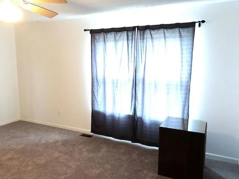 1673 Prairie Cir — Photo 18