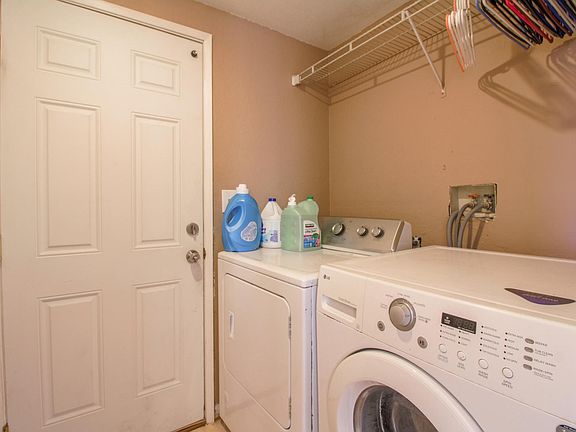 5th image of 37301 Tampa Ct