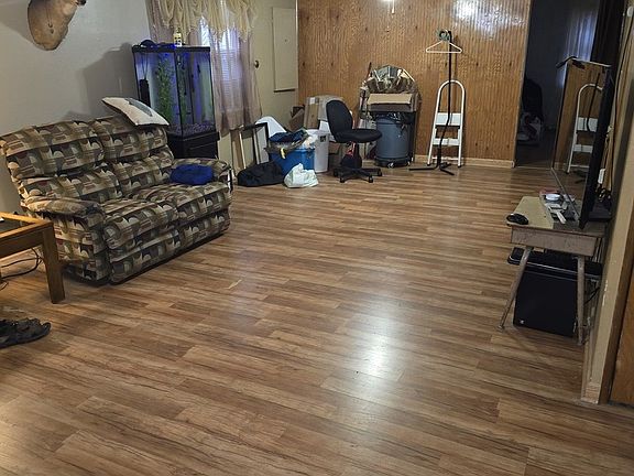 3rd image of 805 N 16th St