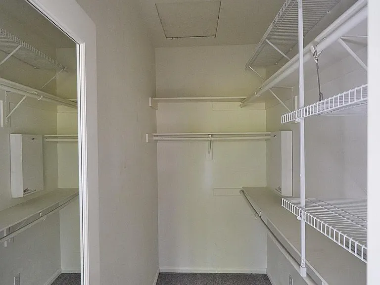 1191 Springfield Rd — Photo 10