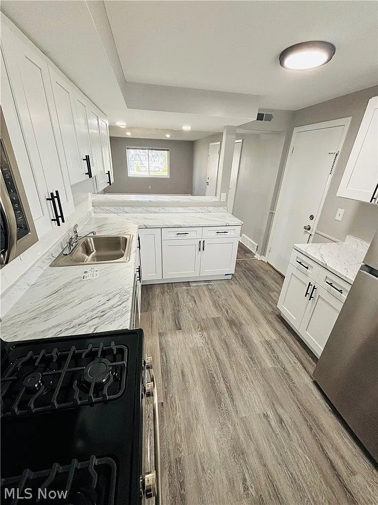 2 bed, 800 sqft, $1,500 — Photo 4