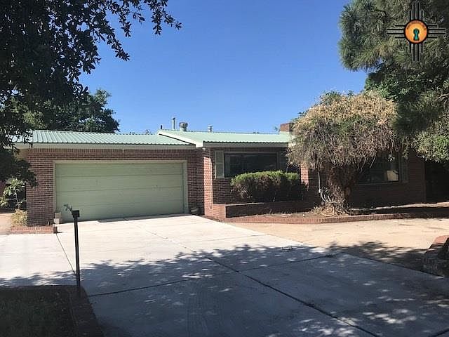 1st image of 715 E Llano Dr