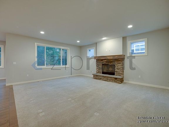 5th image of 3512 SE 16th St