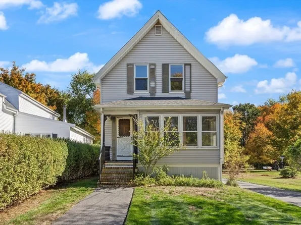 16 Liberty St, Taunton, MA 02780