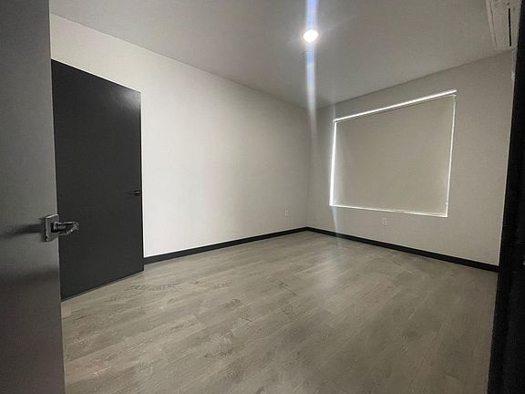 5th image of 100 Sackett St APT 303