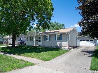 4819 51st Ave, Moline, IL 61265