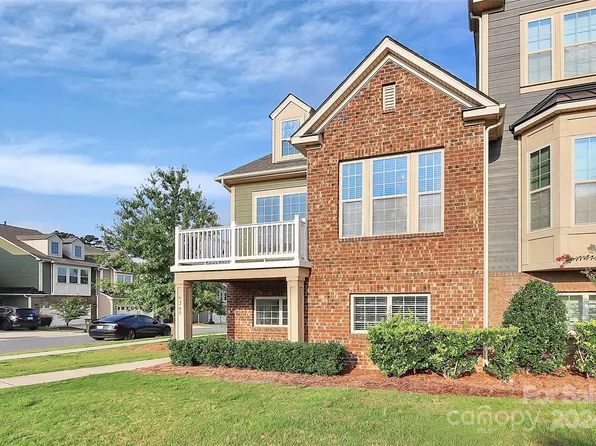 6268 Cloverdale Dr, Fort Mill, SC 29708