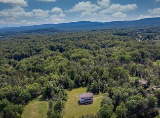 19 Sages Loop, Kerhonkson, NY 12446