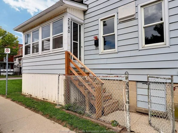 2640 Whelpton St, Windsor, ON N8Y 1V6