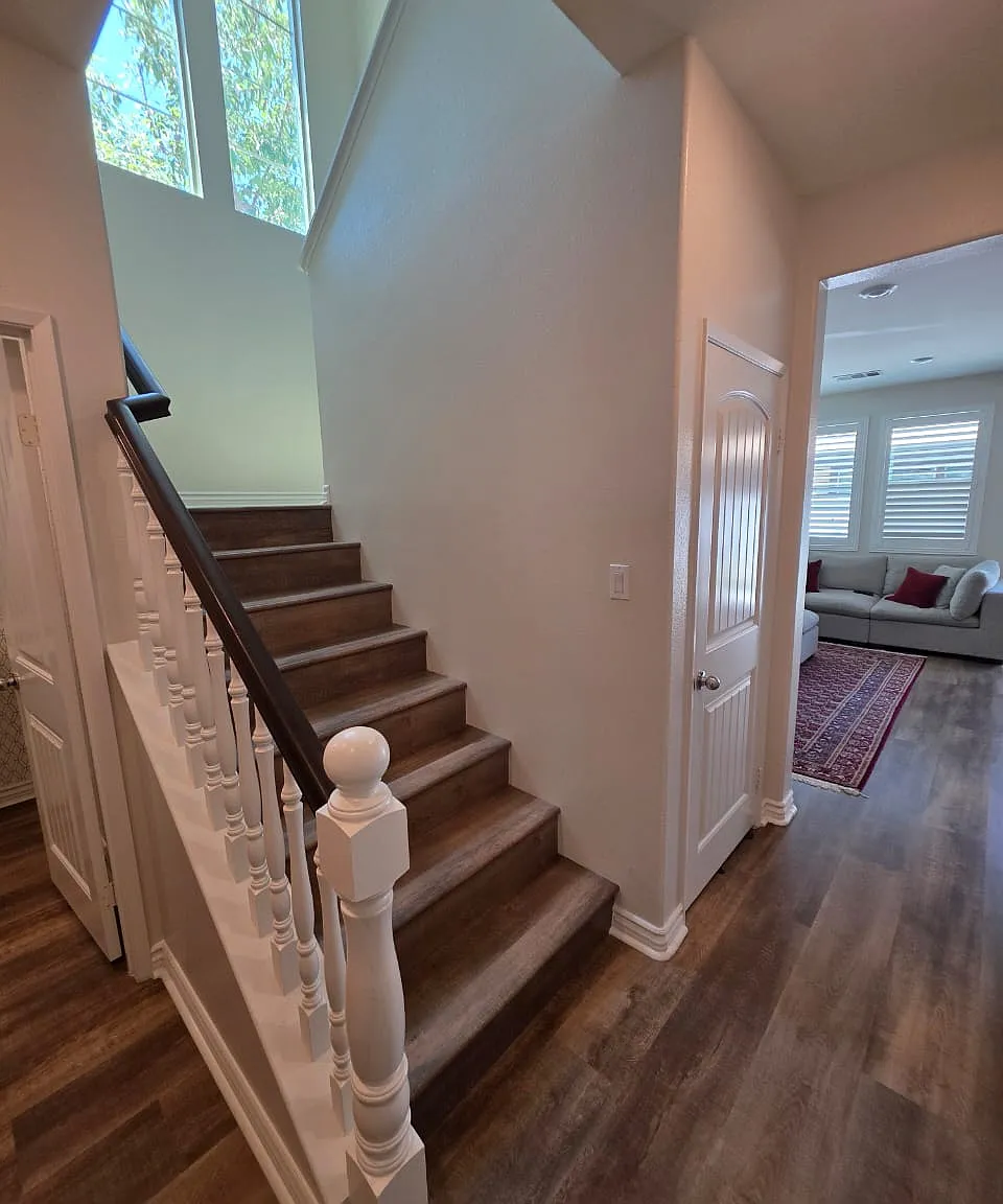 3 bed, 1937 sqft, $3,299 — Photo 2