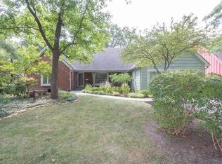 9932 Roe Ave, Overland Park, KS 66207