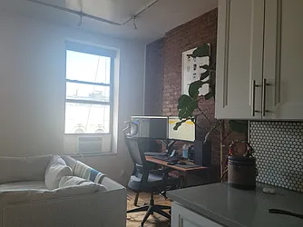 Rented by Chartwell Manhattan Realty