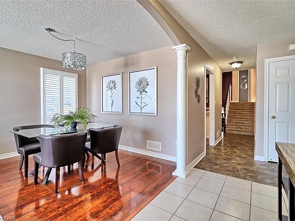 3rd image of 2148 Kedron St