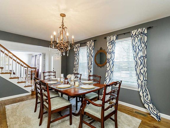 3rd image of 1488 Asterwood Ct