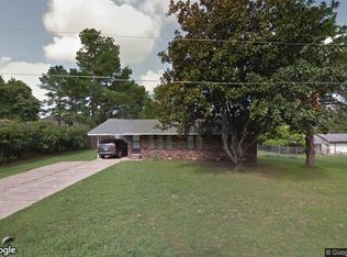 1405 Magee Dr, Searcy, AR 72143