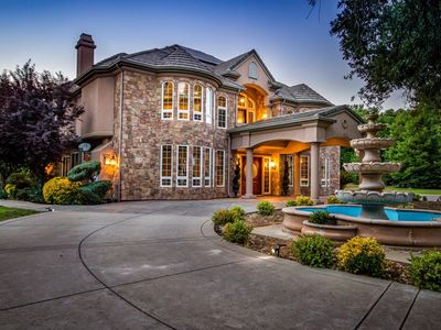 9111 Shire Oaks Ln, Elk Grove, CA, 95624