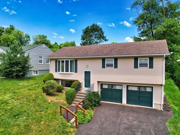 73 Parkwood Avenue, Waterbury, CT 06708