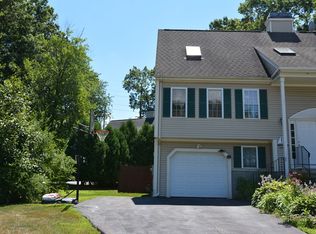 55 Arrowwood Dr #55, Shrewsbury, MA 01545