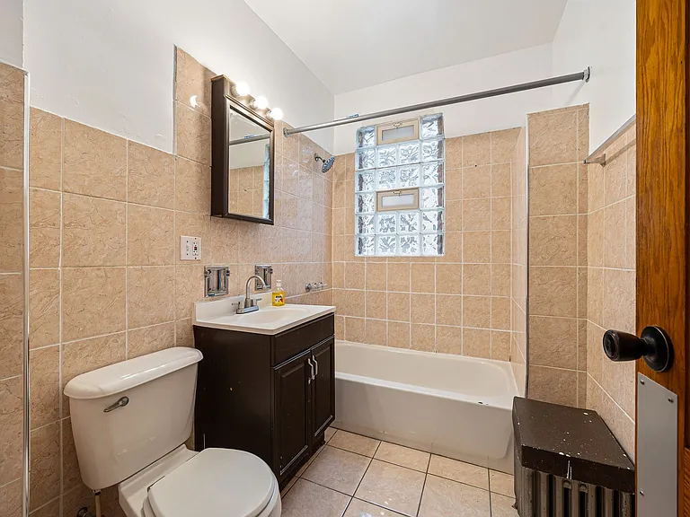 4749 S Keeler Ave #2 — Photo 7