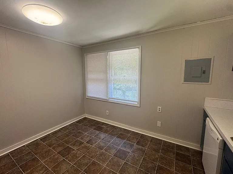 3206 Wellington Rd — Photo 10