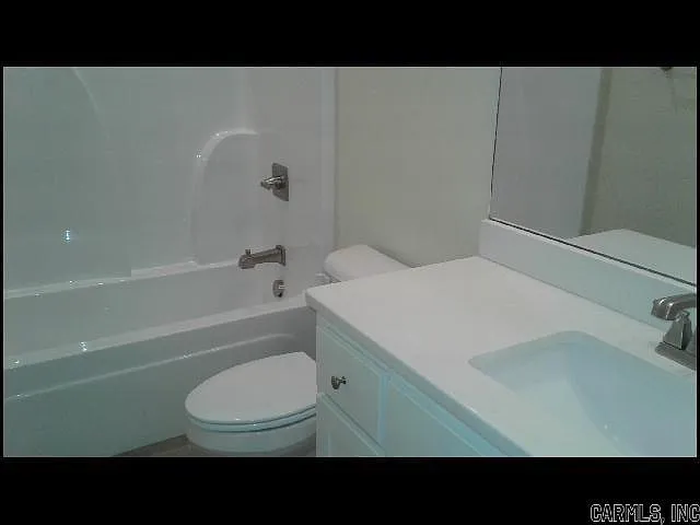 120 Nantucket Loop — Photo 13