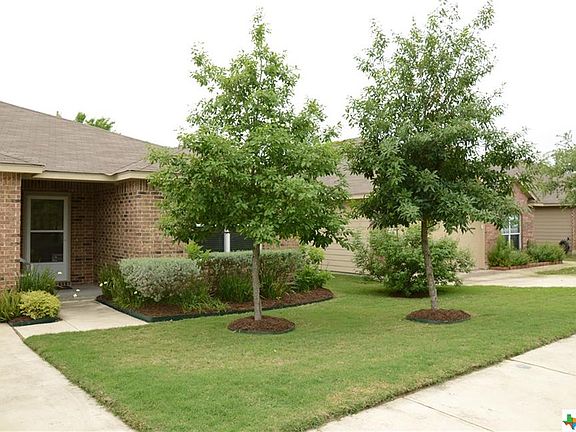 2nd image of 418 Capistrano Dr