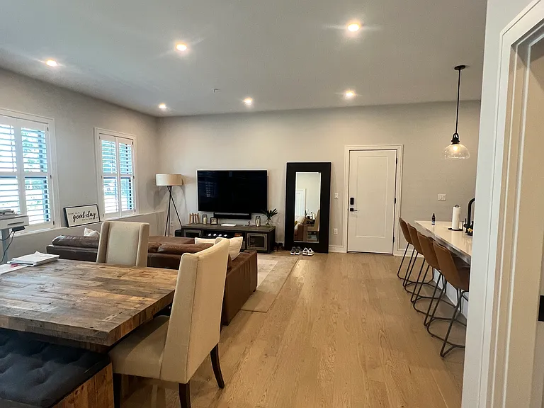 37 Horace St #102 — Photo 10