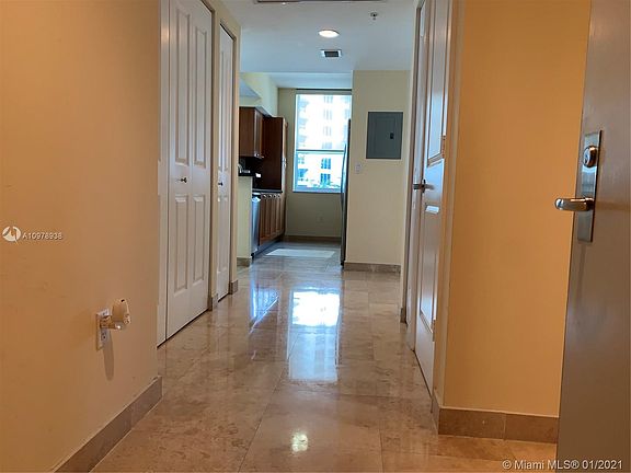 3rd image of 186 SE 12th Ter APT 1501
