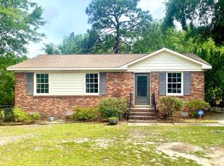 221 Gatlin Dr, Hopkins, SC 29061