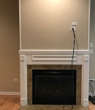 Living Room Gas/Log Fireplace