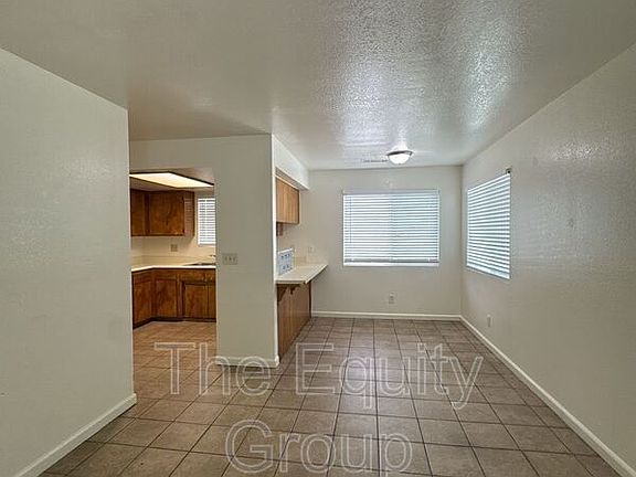 4th image of 115 W Sonora Ave