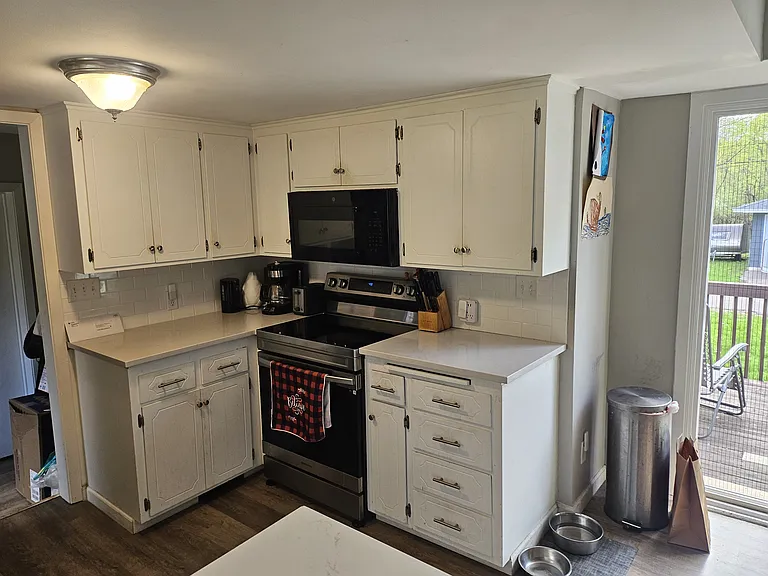 3900 Victoria St — Photo 8