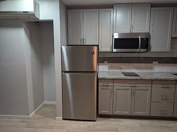 1251 E Bluebell Ln — Photo 4